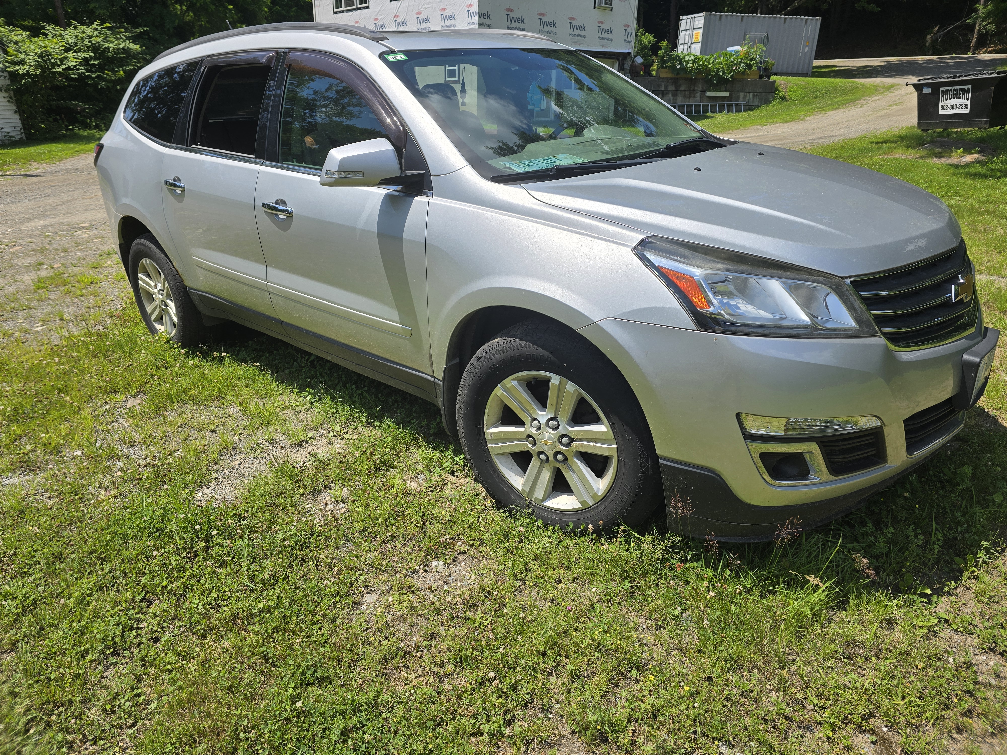 Used 2013 Chevrolet Traverse LT AWD/4WD image 2