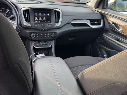 Used 2021 GMC Terrain SLE image 6