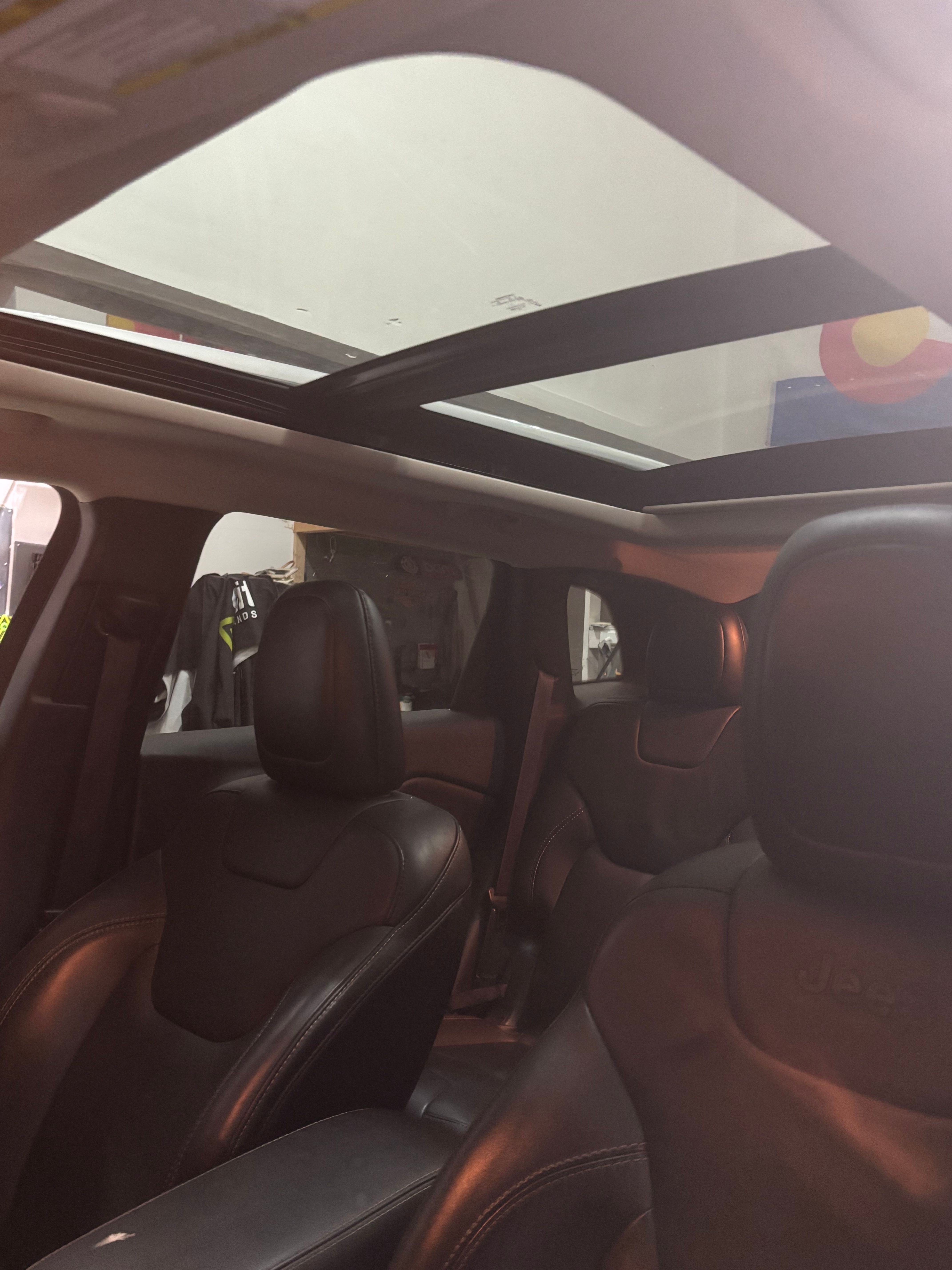 Used 2016 Jeep Cherokee Limited AWD/4WD image 14