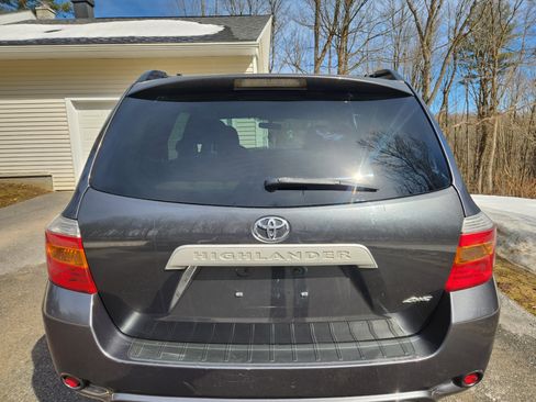 Used 2010 Toyota Highlander 4WD image 14