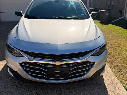 Used 2019 Chevrolet Malibu LS image 1