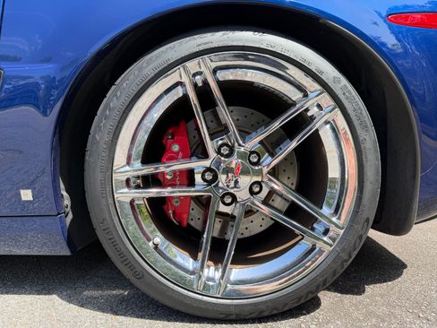 Used 2007 Chevrolet Corvette Z06 w/ Preferred Equipment Group image 13