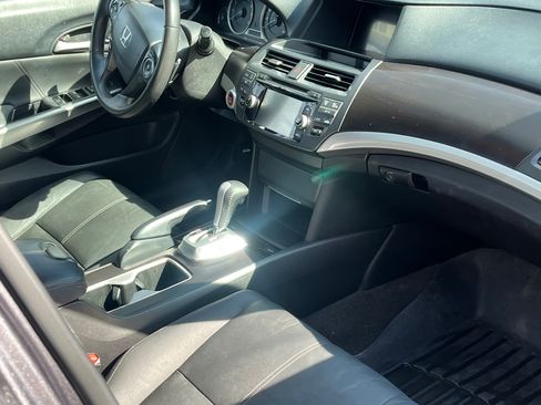 Used 2015 Honda Crosstour EX-L image 8