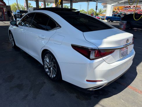 Used 2019 Lexus ES 350 w/ Accessory Package FWD image 6