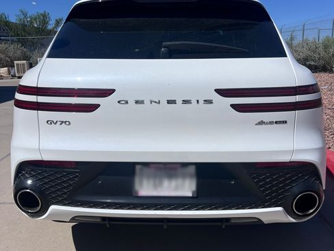 Used 2022 Genesis GV70 3.5T Sport w/ Sport Prestige Package image 2
