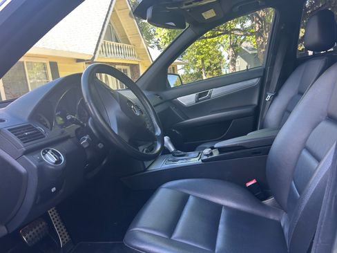 Used 2011 Mercedes-Benz C 300 Sedan image 6