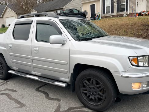 Used 2013 Honda Ridgeline Sport image 5