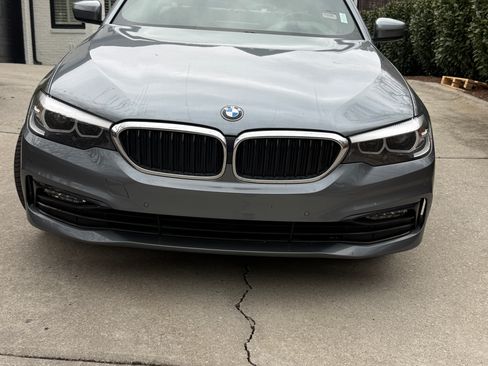 Used 2018 BMW 530i w/ Premium Package image 15