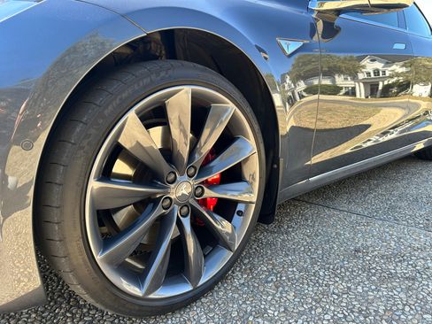 Used 2016 Tesla Model S P90D image 16