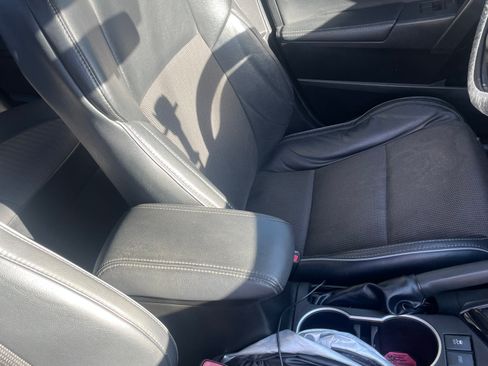 Used 2015 Toyota Corolla S image 8