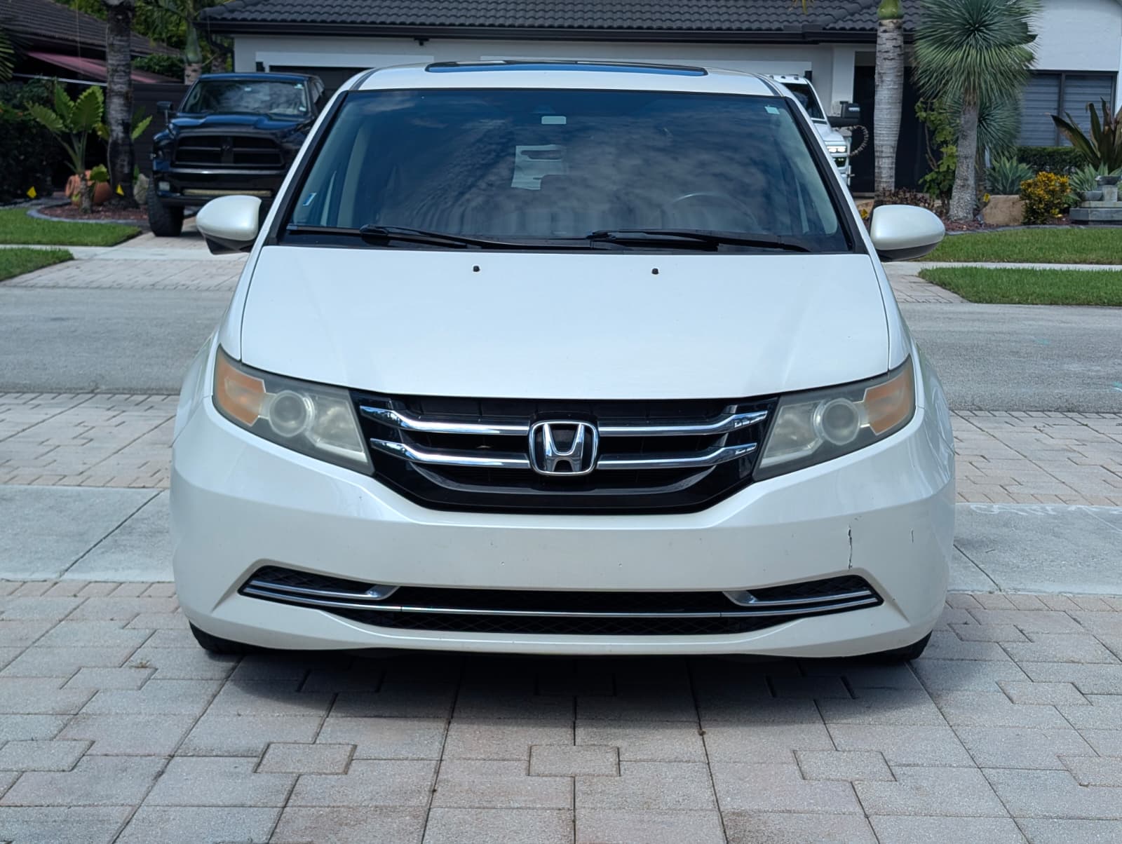 Used 2015 Honda Odyssey EX-L image 2
