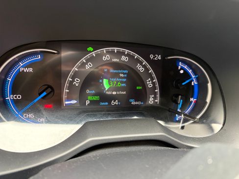 Used 2023 Toyota RAV4 AWD Hybrid image 9