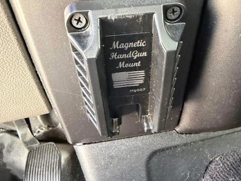 Used 2017 Ford F150 XLT image 9