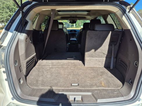 Used 2014 Buick Enclave Premium image 10