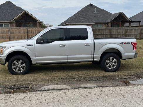 Used 2019 Ford F150 XLT w/ Equipment Group 302A Luxury image 13