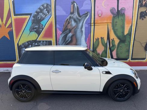 Used 2012 MINI Cooper Hardtop FWD image 1