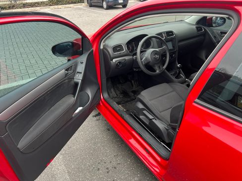 Used 2012 Volkswagen Golf 2-Door image 10