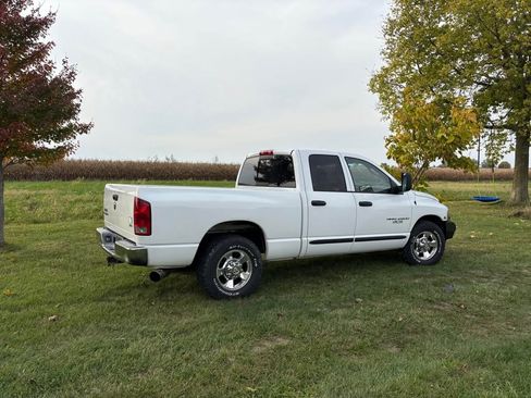 Used 2005 Dodge Ram 2500 Truck SLT image 4