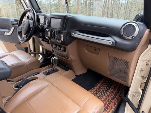 Used 2011 Jeep Wrangler Unlimited Sahara w/ Dual Top Group image 2