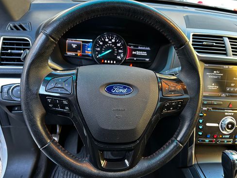 Used 2016 Ford Explorer Sport w/ Equipment Group 401A image 18