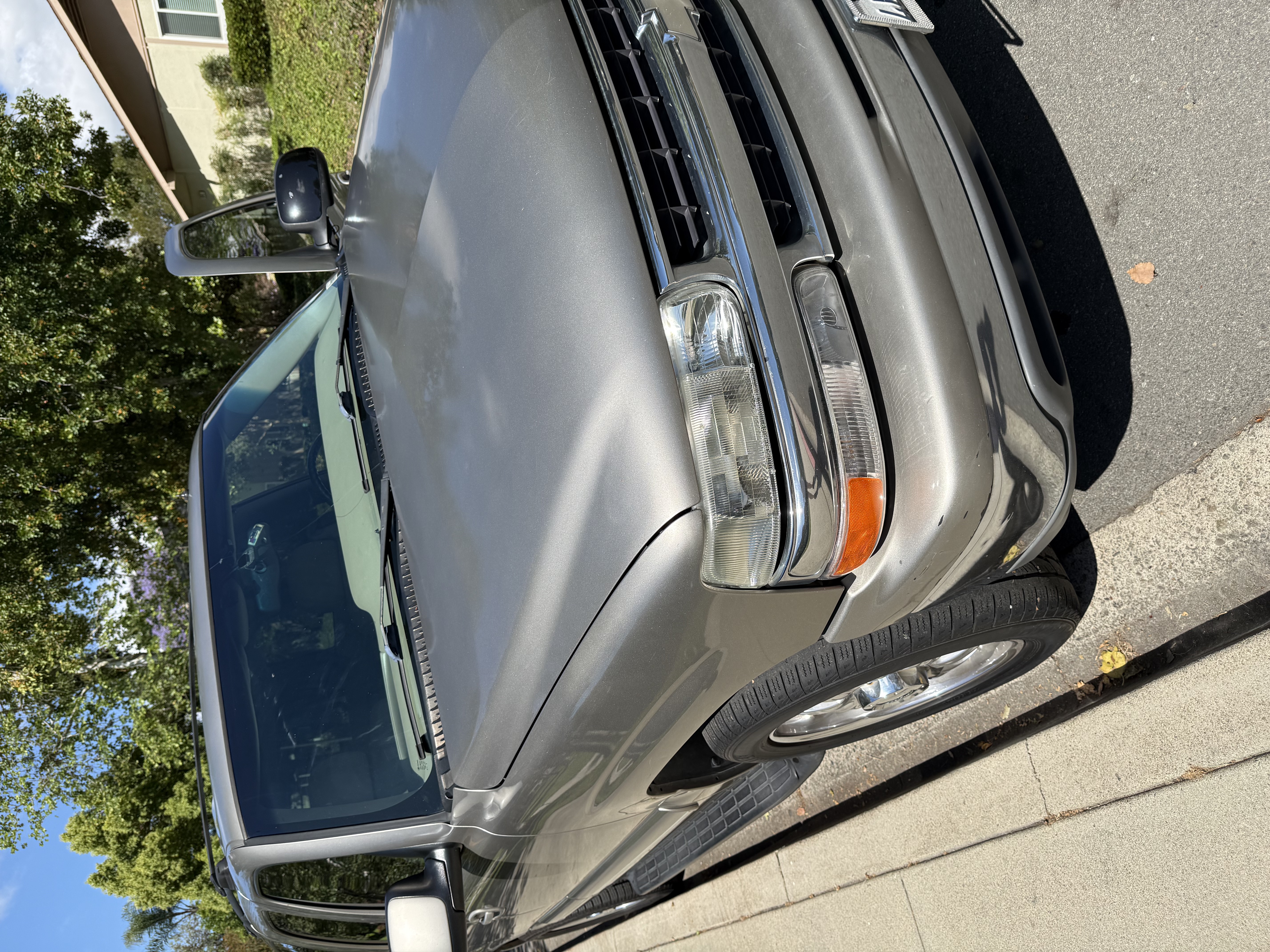 Used 2002 Chevrolet Tahoe LT RWD image 4
