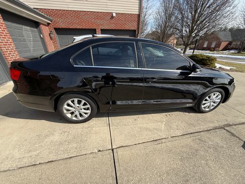 Used 2014 Volkswagen Jetta SE image 1