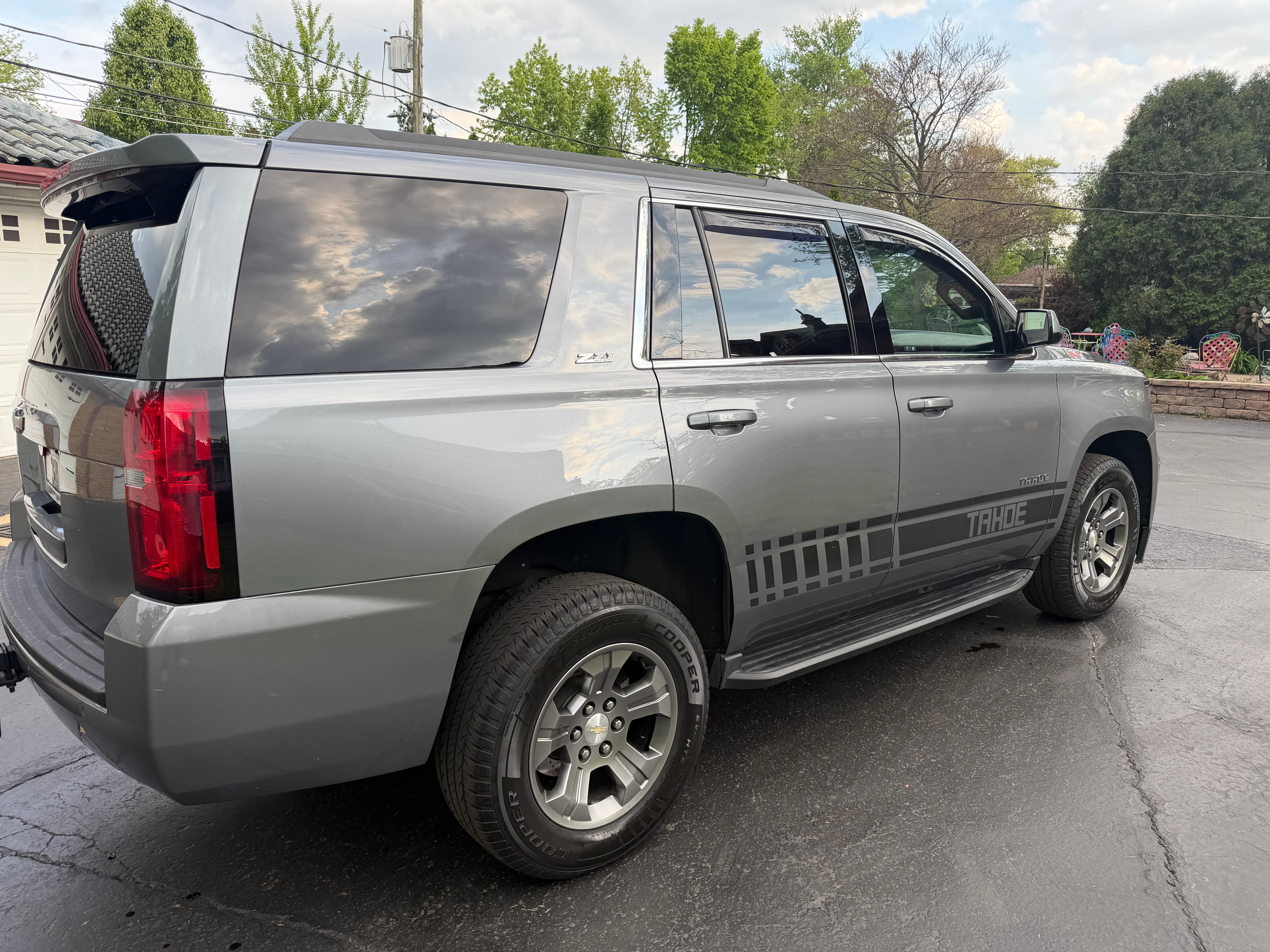 Used 2020 Chevrolet Tahoe LS w/ Enhanced Driver Alert Package AWD/4WD image 5