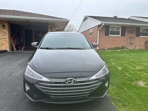 Used 2019 Hyundai Elantra Value Edition w/ Cargo Package image 4