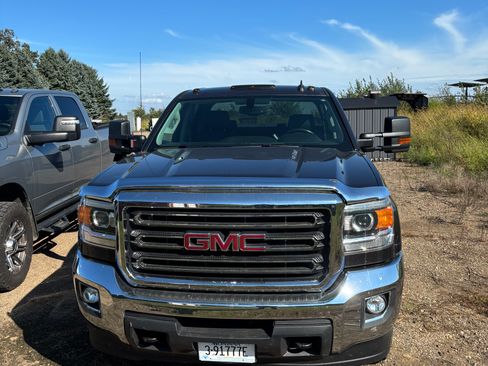 Used 2015 GMC Sierra 3500 SLE w/ SLE Preferred Package image 2