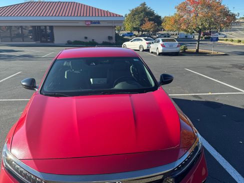 Used 2022 Honda Accord Sport image 6