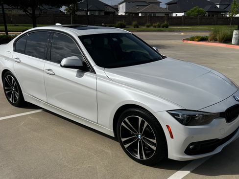 Used 2018 BMW 328d Sedan w/ Premium Package RWD image 10
