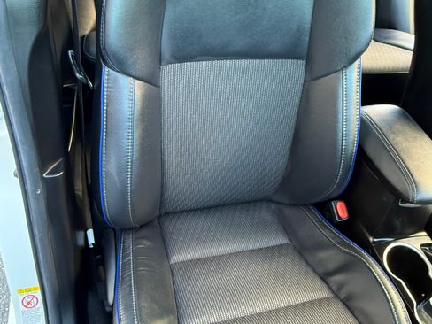 Used 2018 Toyota Corolla SE w/ Carpet Mat Package (TMS) image 20