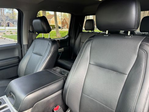 Used 2016 Ford F150 Lariat w/ Equipment Group 501A Mid image 10