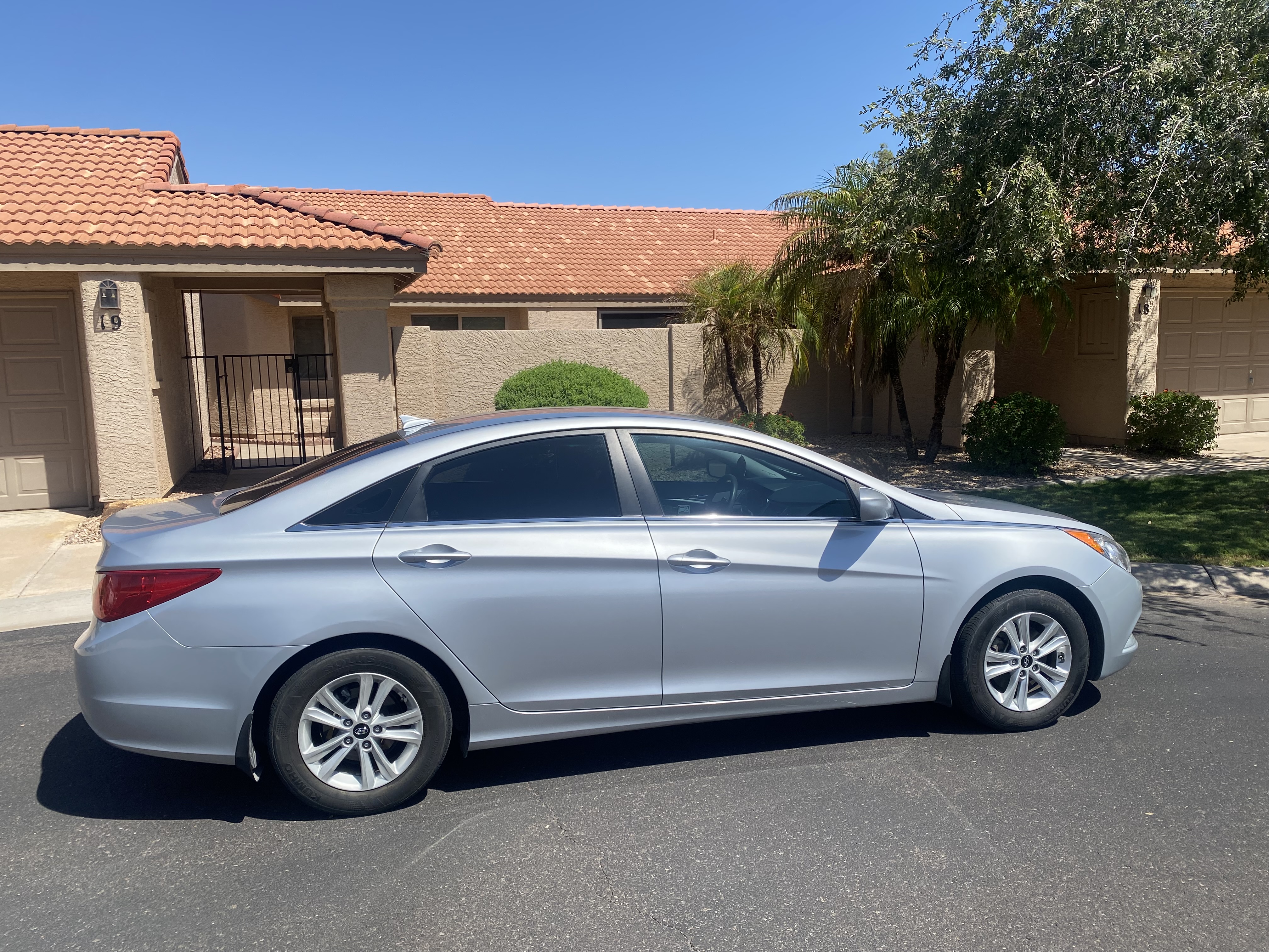 Used 2013 Hyundai Sonata GLS w/ Popular Equipment Pkg FWD image 4