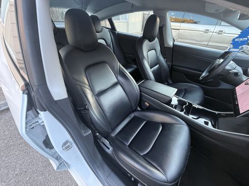 Used 2019 Tesla Model 3 Long Range AWD/4WD image 17
