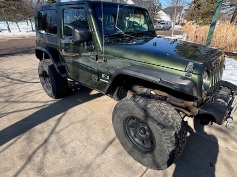 Used 2009 Jeep Wrangler X image 2