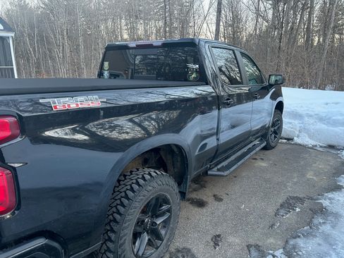Used 2019 Chevrolet Silverado 1500 LT Trail Boss image 8