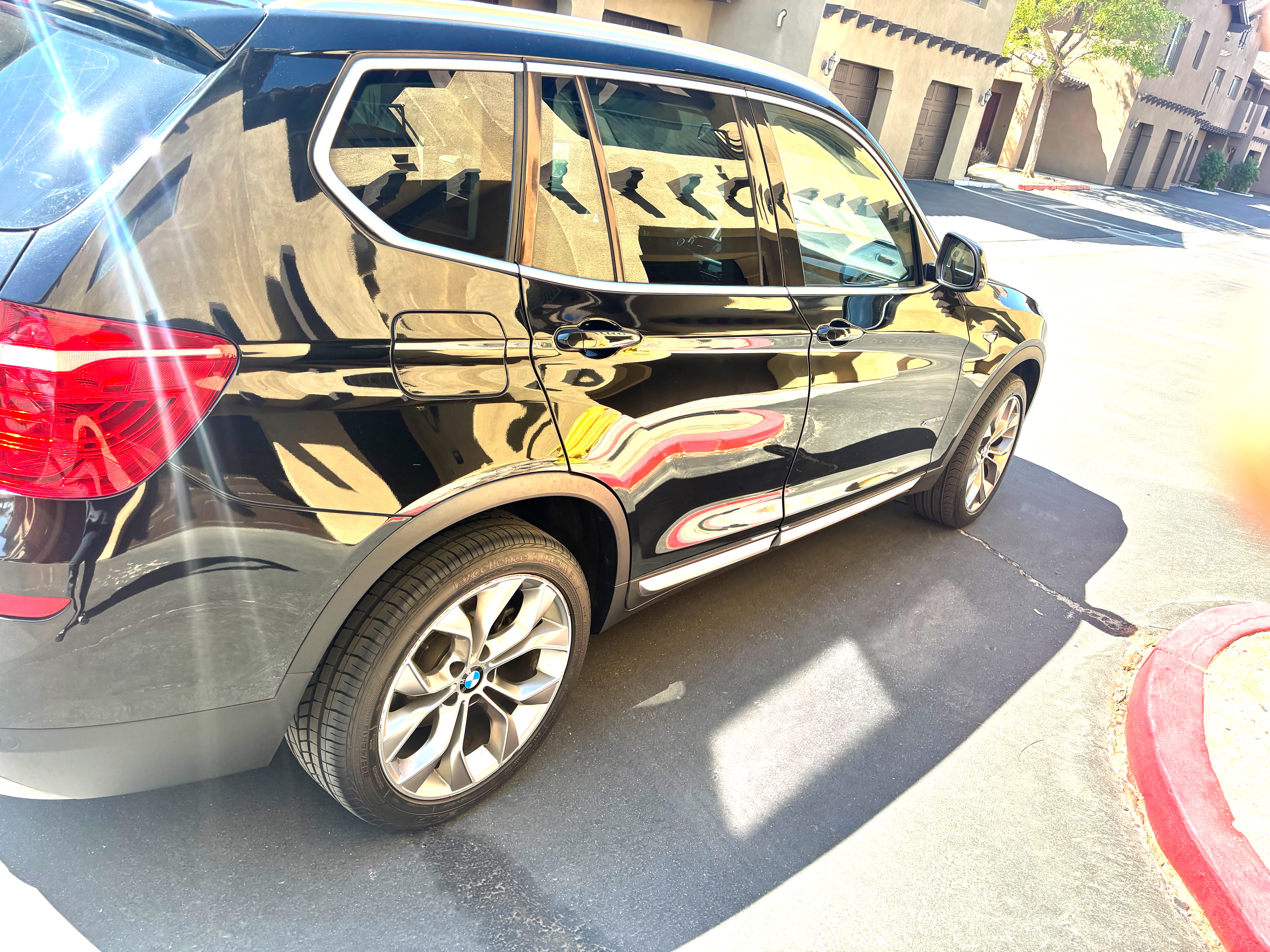 Used 2016 BMW X3 xDrive28i AWD/4WD image 6