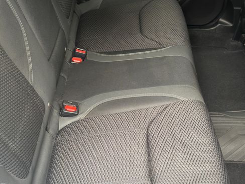 Used 2019 Subaru Forester Premium image 17