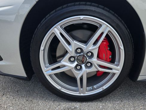 Used 2024 Chevrolet Corvette Stingray Preferred Cpe w/ Z51 Performance Package image 13