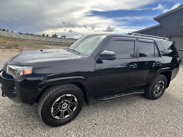 Used 2022 Toyota 4Runner TRD Off-Road Premium AWD/4WD image 16