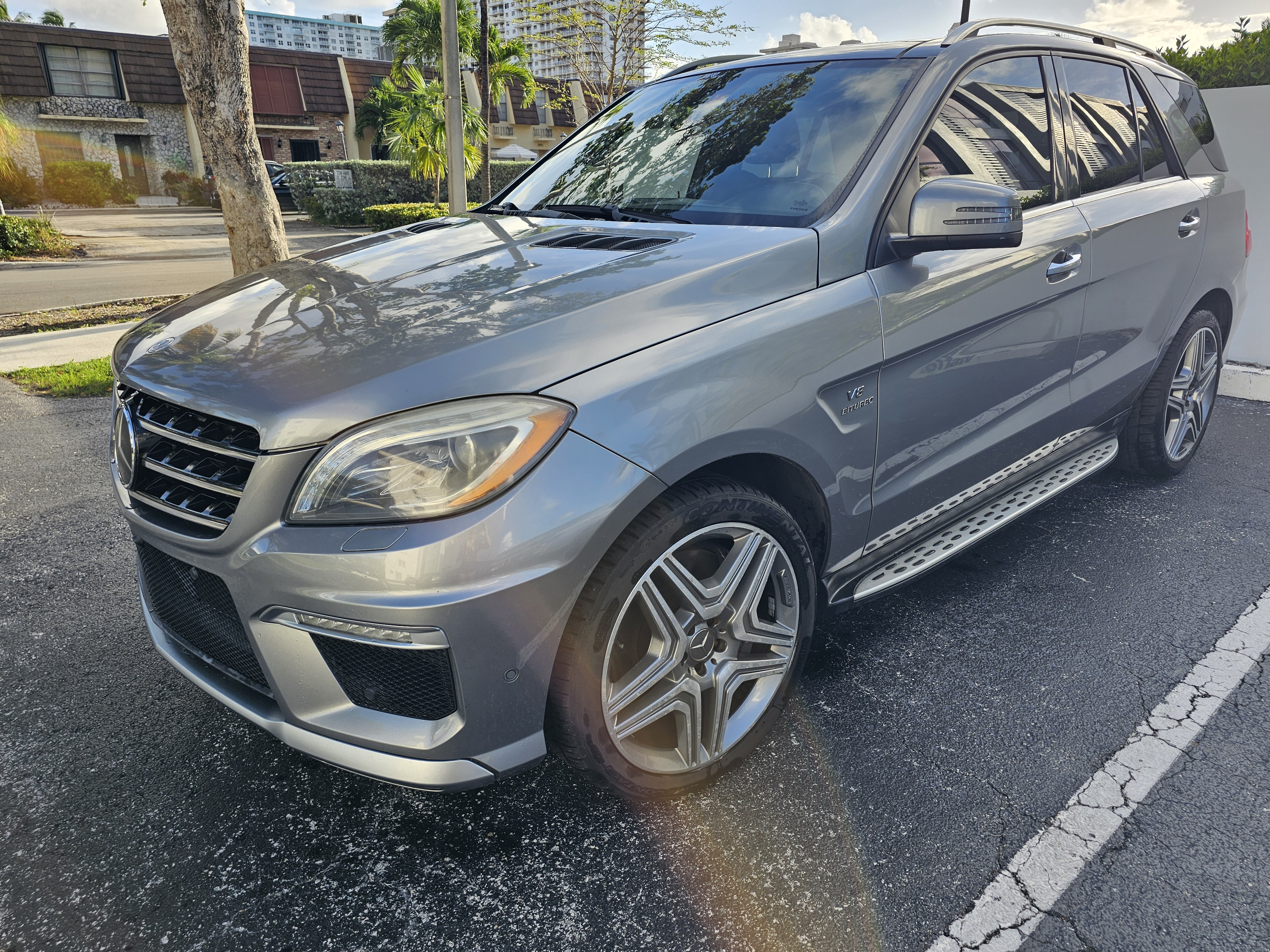 Used 2014 Mercedes-Benz ML 63 AMG 4MATIC image 2