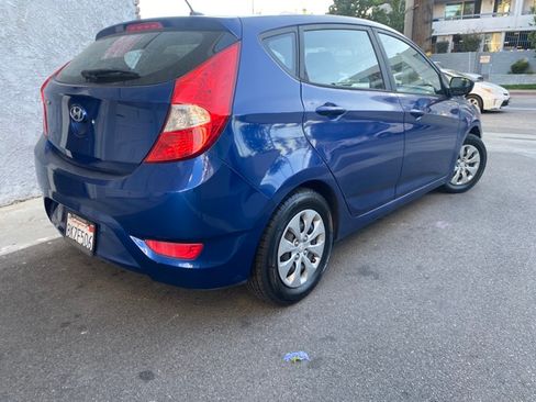 Used 2016 Hyundai Accent SE image 2