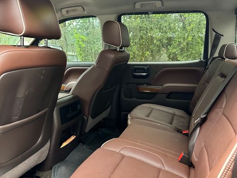 Used 2014 Chevrolet Silverado 1500 High Country w/ High Country Premium Package image 2