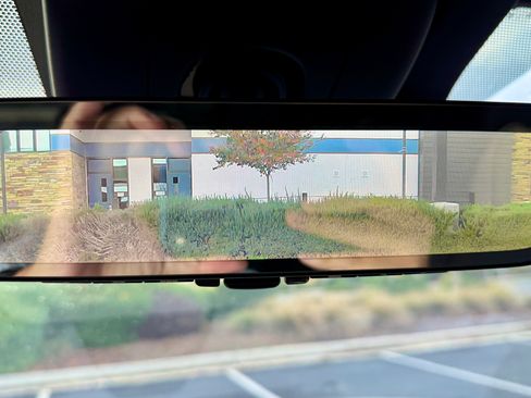 Used 2023 Toyota Sienna Platinum image 23