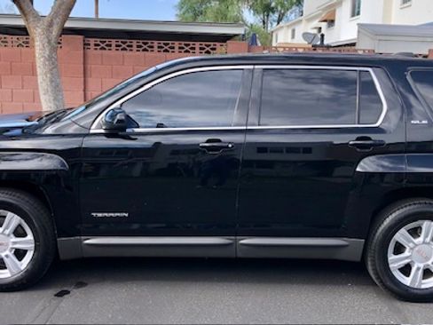 Used 2015 GMC Terrain SLE image 4