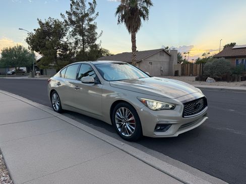 Used 2018 INFINITI Q50 Luxe RWD image 9