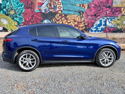 Used 2019 Alfa Romeo Stelvio Ti Sport w/ Quick Order Package 22S Sport image 1