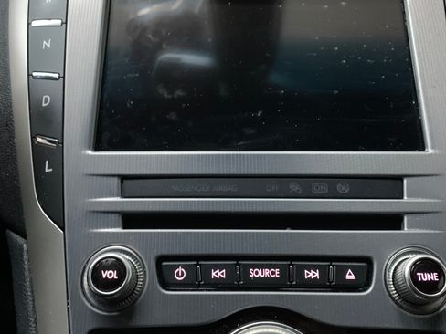 Used 2020 Lincoln MKZ Reserve w/ Elements Package image 8