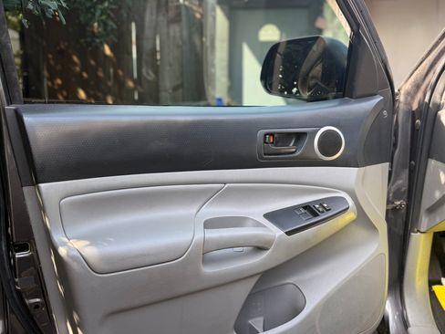 Used 2013 Toyota Tacoma 2WD Access Cab w/ SR5 Pkg image 5